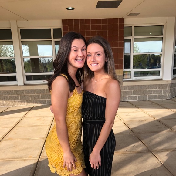 Meet your Posher, Izzy - Picture 1 of 1